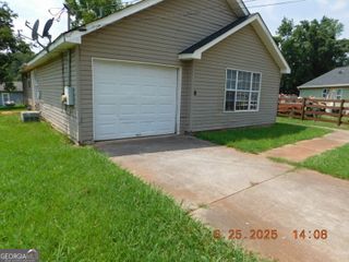 132 Park Place, Barnesville, GA 30204
