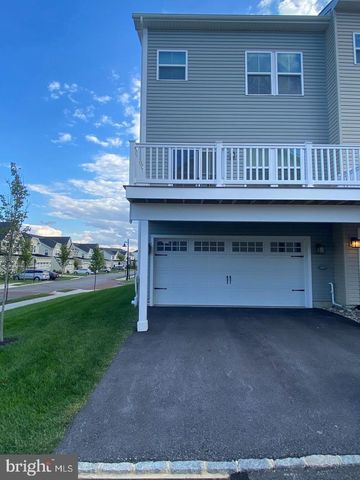 619 HOLYWELL DR, Malvern, PA 19355