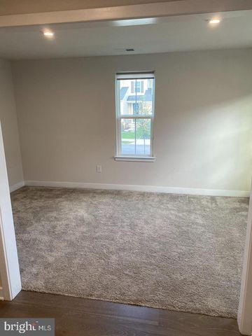 619 HOLYWELL DR, Malvern, PA 19355