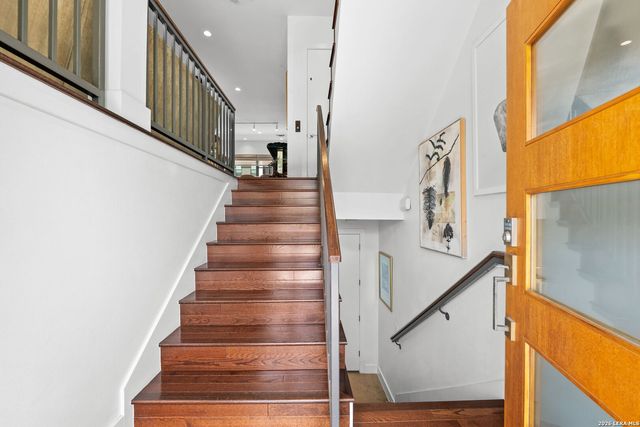 318 W Grayson St Unit 203, San Antonio, TX 78212