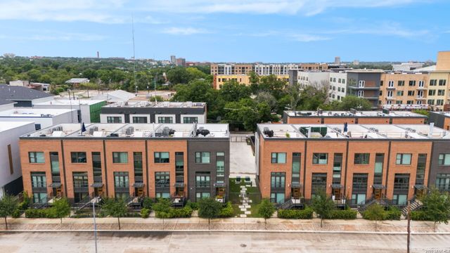 318 W Grayson St Unit 203, San Antonio, TX 78212