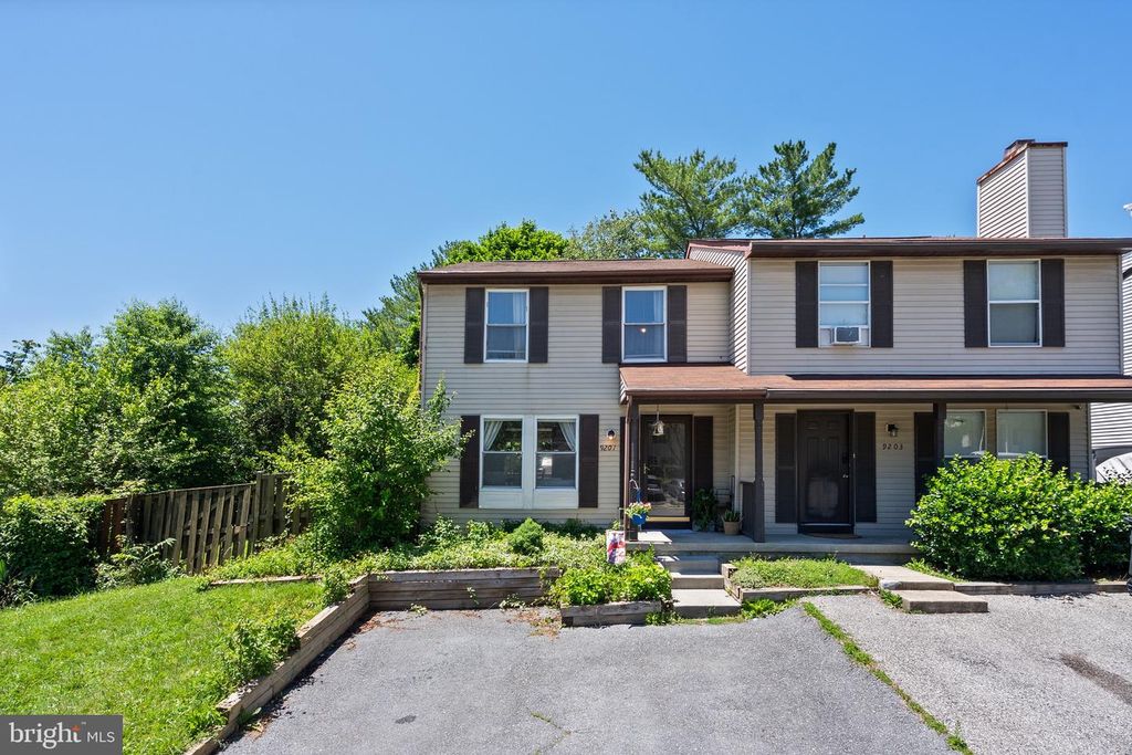 Image 32 of property listing at 9201 WILBUR CT, Columbia, MD 21046