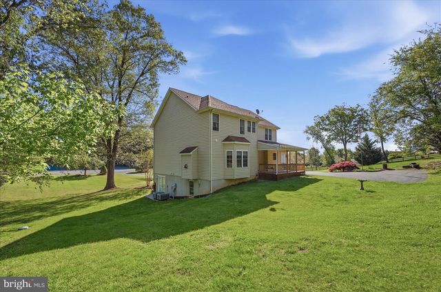 155 BUNCHBERRY RIDGE CT, Stephens City, VA 22655