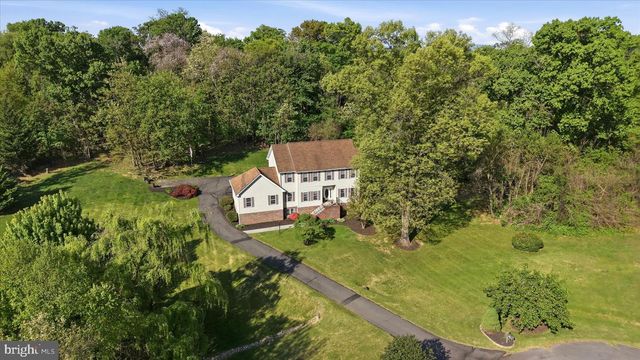 155 BUNCHBERRY RIDGE CT, Stephens City, VA 22655