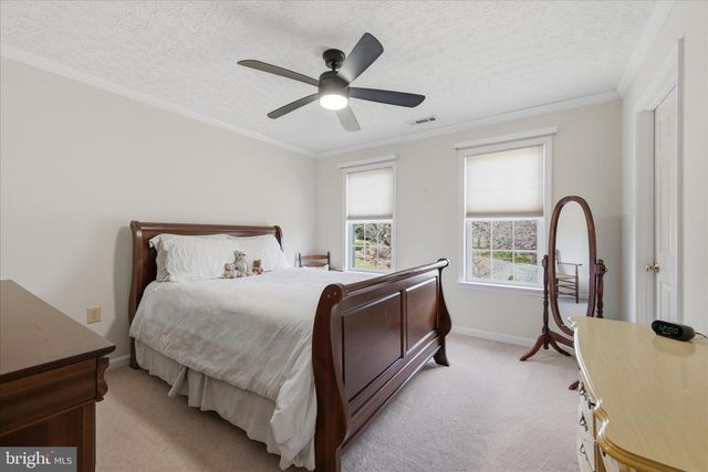 155 BUNCHBERRY RIDGE CT, Stephens City, VA 22655