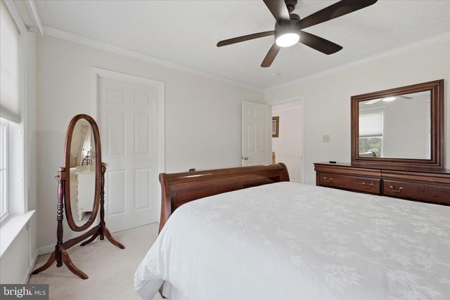 155 BUNCHBERRY RIDGE CT, Stephens City, VA 22655