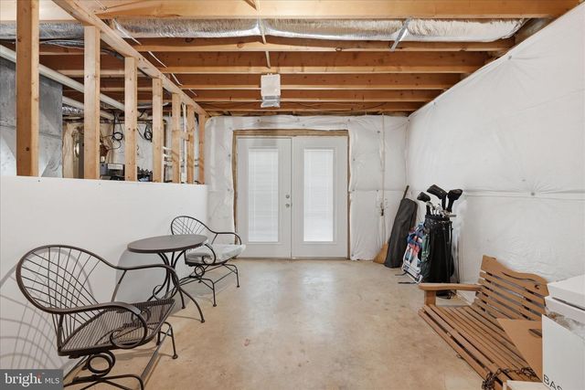 155 BUNCHBERRY RIDGE CT, Stephens City, VA 22655