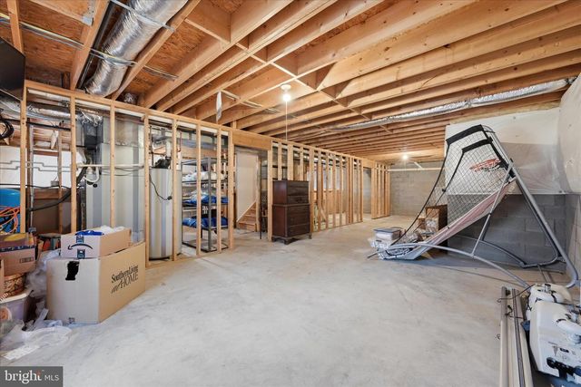 155 BUNCHBERRY RIDGE CT, Stephens City, VA 22655