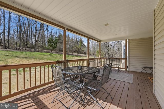 155 BUNCHBERRY RIDGE CT, Stephens City, VA 22655