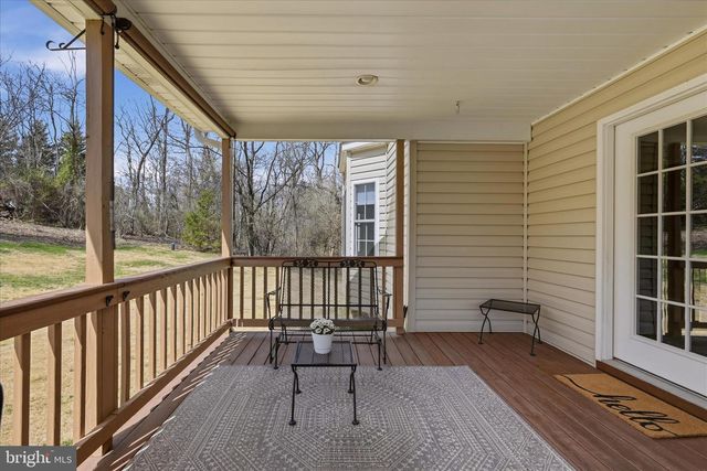 155 BUNCHBERRY RIDGE CT, Stephens City, VA 22655