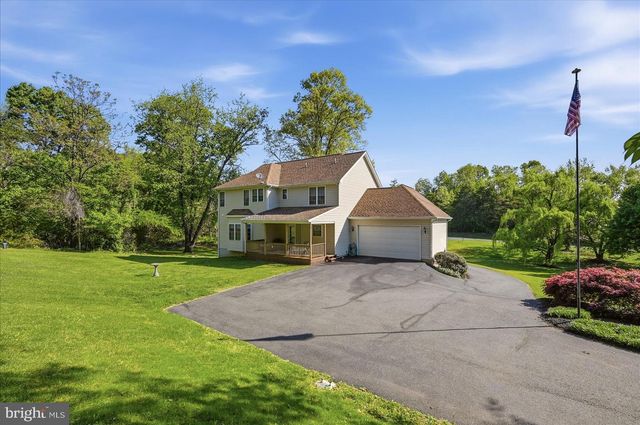 155 BUNCHBERRY RIDGE CT, Stephens City, VA 22655