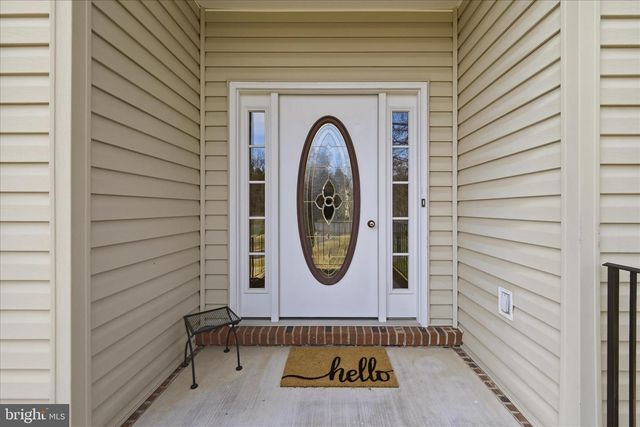 155 BUNCHBERRY RIDGE CT, Stephens City, VA 22655