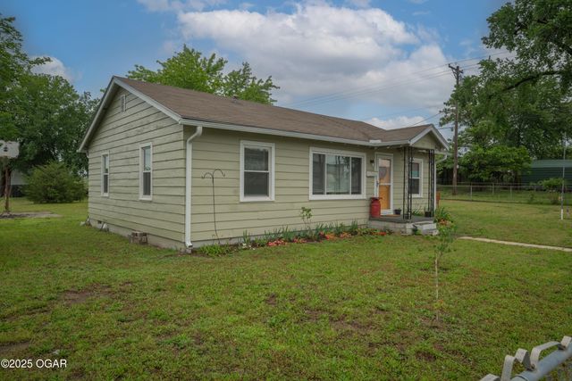 117 W 2nd Street, Galena, KS 66739