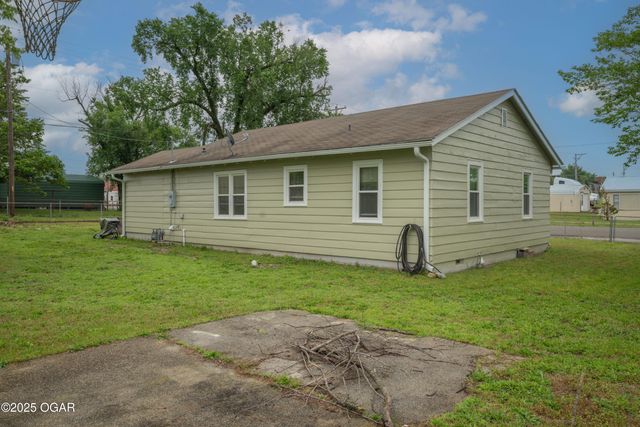 117 W 2nd Street, Galena, KS 66739