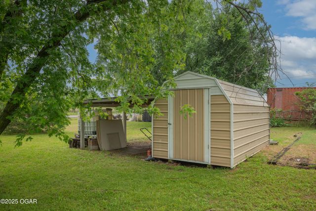 117 W 2nd Street, Galena, KS 66739