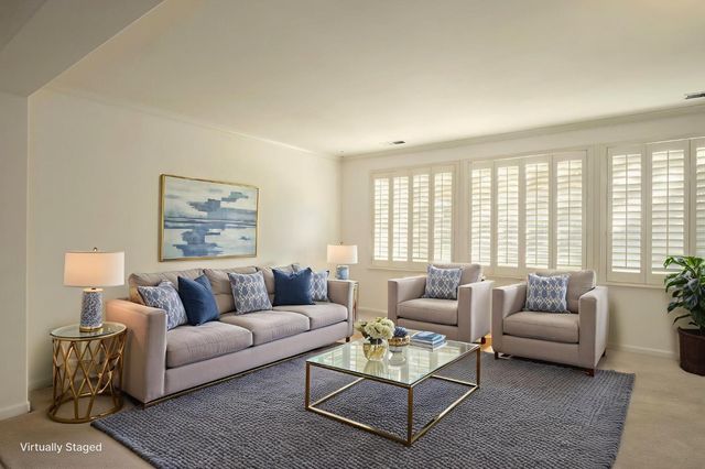 2452 E Marquise Court, Fresno, CA 93720