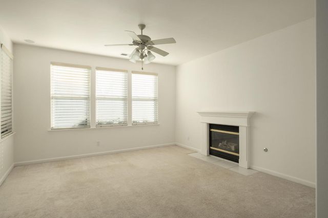 2452 E Marquise Court, Fresno, CA 93720