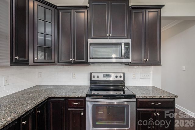 424 Planters Way, Mount Holly, NC 28120