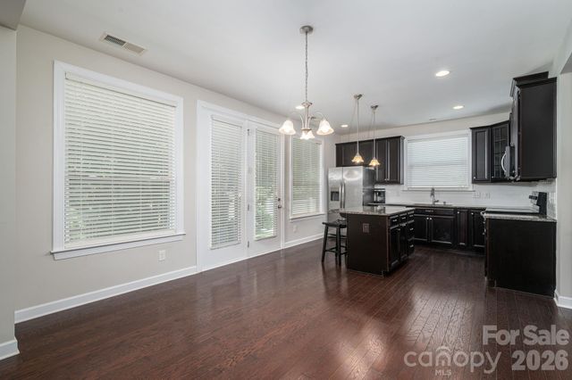 424 Planters Way, Mount Holly, NC 28120
