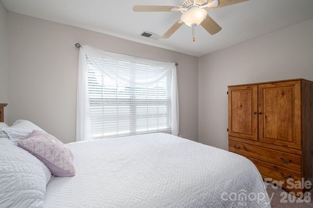 424 Planters Way, Mount Holly, NC 28120
