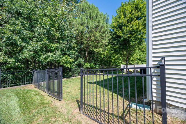 424 Planters Way, Mount Holly, NC 28120