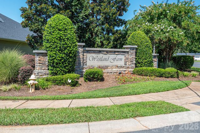 424 Planters Way, Mount Holly, NC 28120