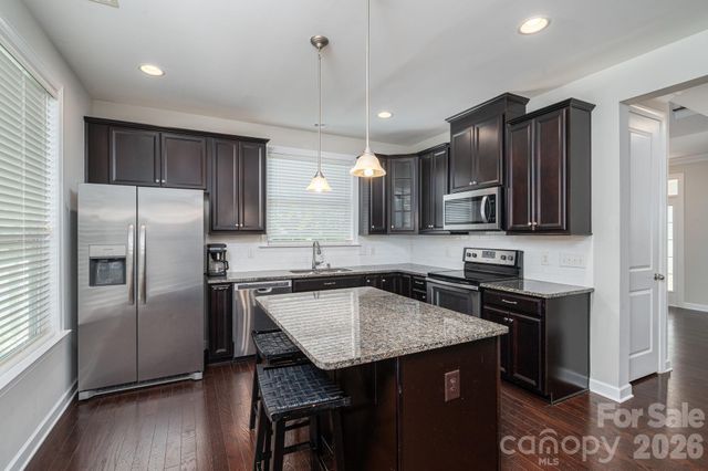 424 Planters Way, Mount Holly, NC 28120