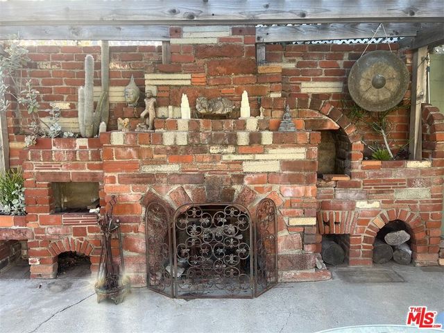 6426 W 83rd Street, Los Angeles, CA 90045