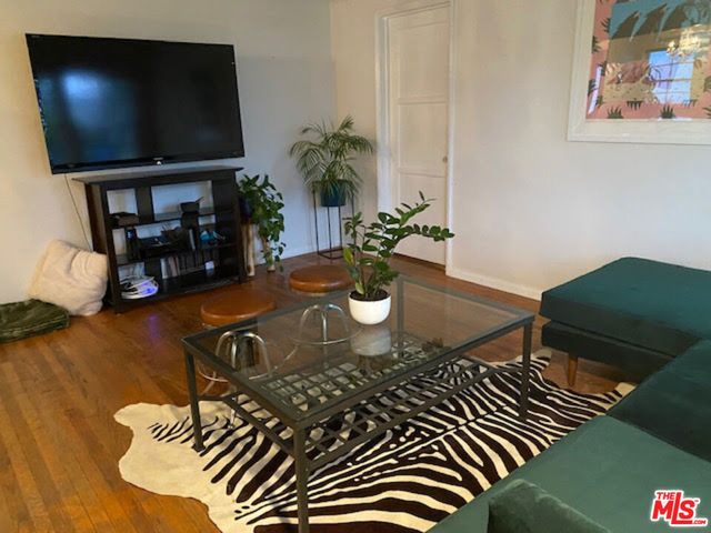 6426 W 83rd Street, Los Angeles, CA 90045