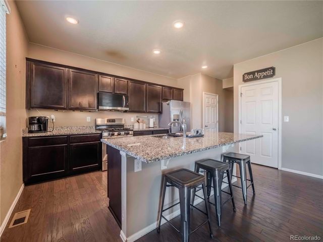 914 Charlton Drive, Windsor, CO 80550