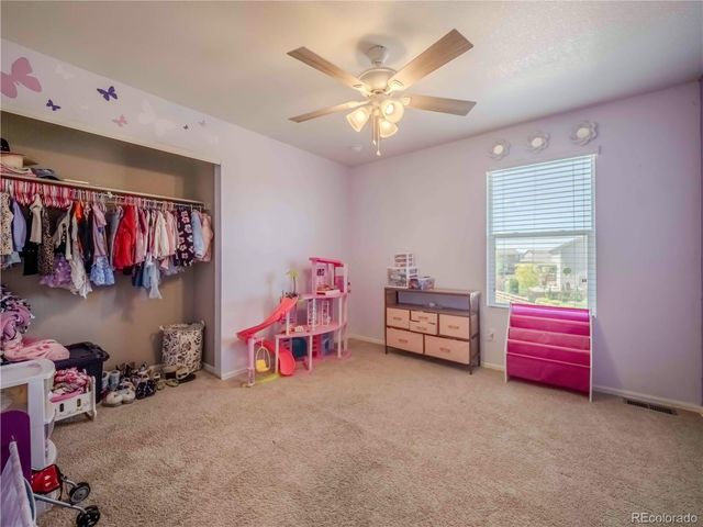 914 Charlton Drive, Windsor, CO 80550