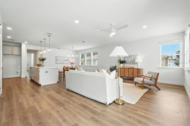 144 POINT PLEASANT DRIVE, Palm Coast, FL 32164