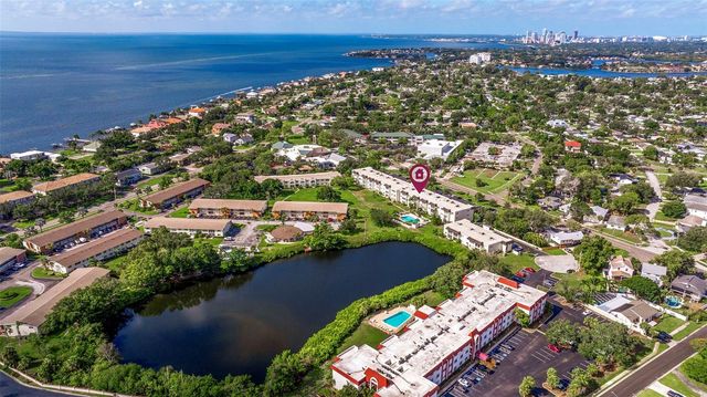 4595 CHANCELLOR STREET NE 105, St Petersburg, FL 33703
