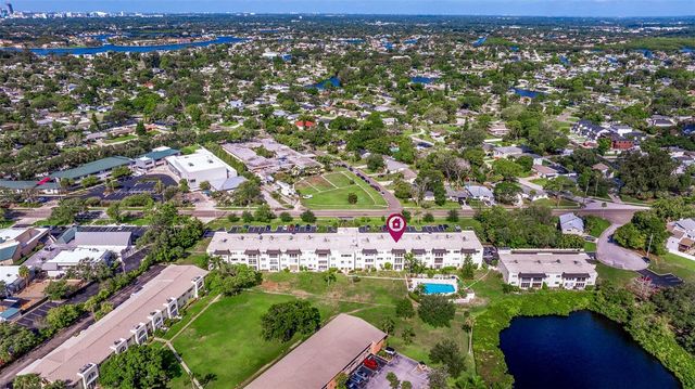 4595 CHANCELLOR STREET NE 105, St Petersburg, FL 33703
