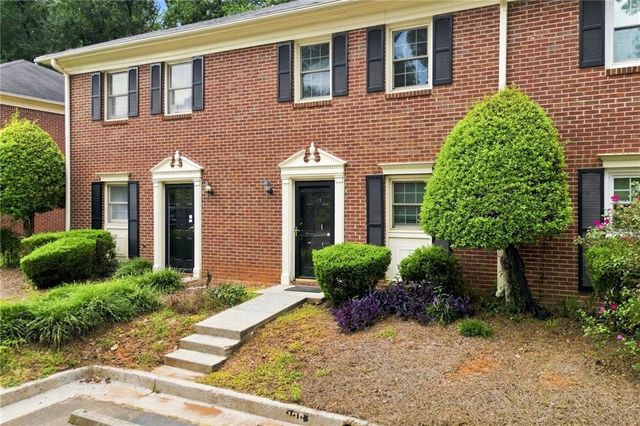 135 Sterling Court, Alpharetta, GA 30004