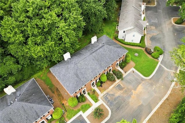 135 Sterling Court, Alpharetta, GA 30004