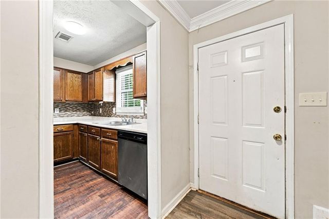 135 Sterling Court, Alpharetta, GA 30004