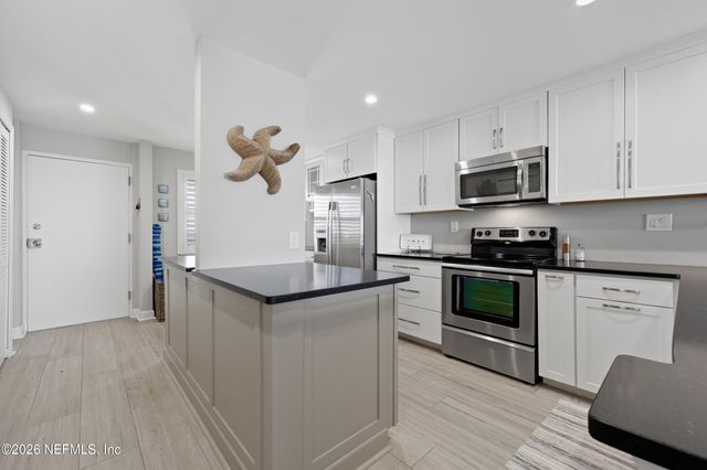 1901 1ST Street 1002, Jacksonville Beach, FL 32250