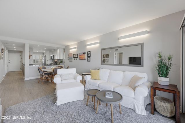 1901 1ST Street 1002, Jacksonville Beach, FL 32250