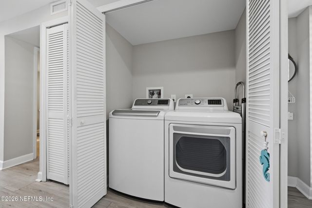 1901 1ST Street 1002, Jacksonville Beach, FL 32250