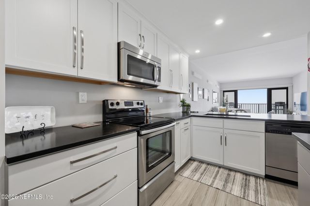 1901 1ST Street 1002, Jacksonville Beach, FL 32250