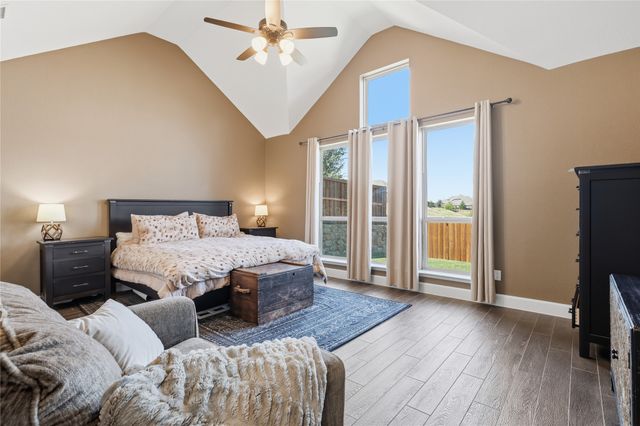 10728 Enchanted Rock Way, Fort Worth, TX 76126