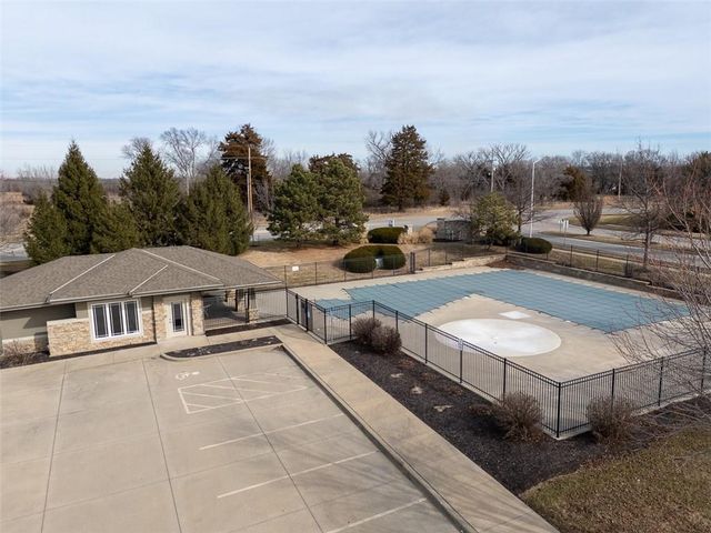 25549 W 144th Street, Olathe, KS 66061
