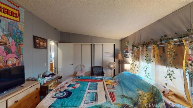10550 Western 128, Stanton, CA 90680