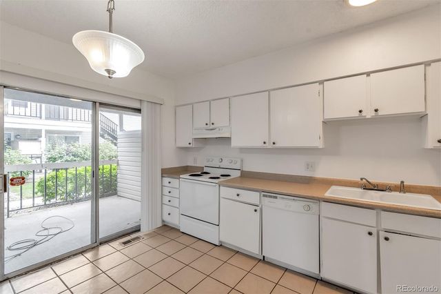 13657 E Yale Avenue A, Aurora, CO 80014