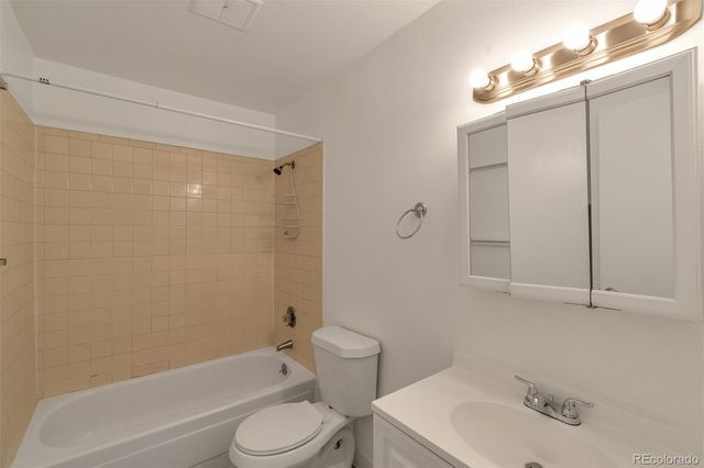 13657 E Yale Avenue A, Aurora, CO 80014