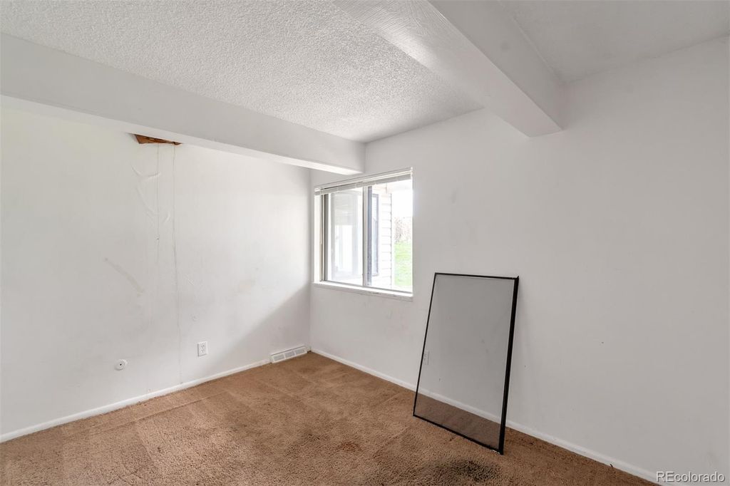 Image 12 of property listing at 13657 E Yale Avenue A, Aurora, CO 80014