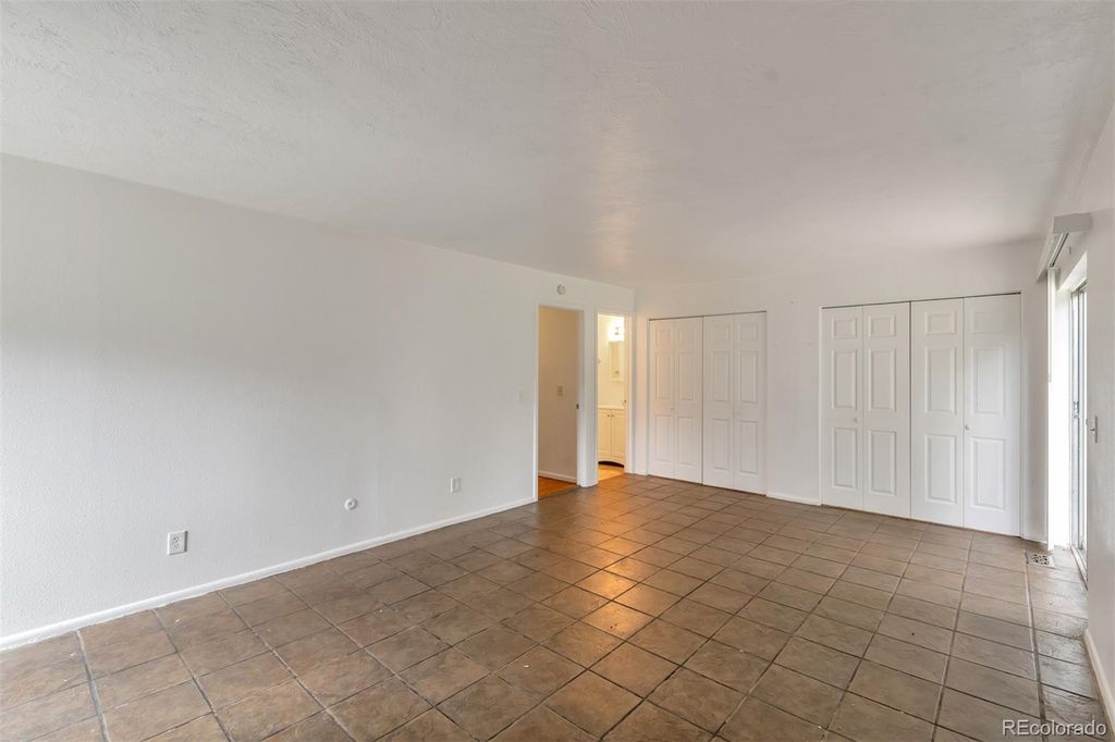 Image 9 of property listing at 13657 E Yale Avenue A, Aurora, CO 80014