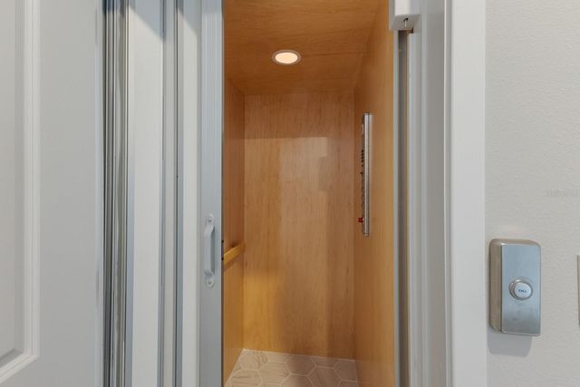 7420 NEWHAM LANE, Sarasota, FL 34240