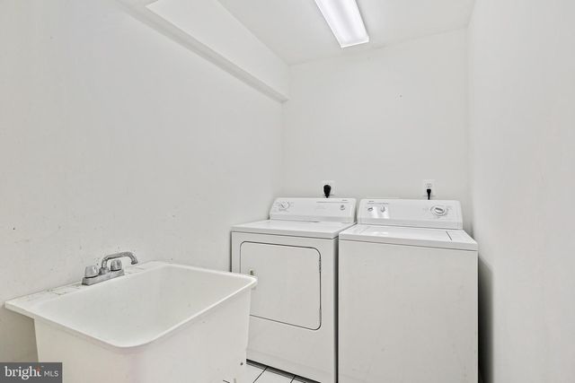 3866 SCHROEDER AVE, Perry Hall, MD 21128